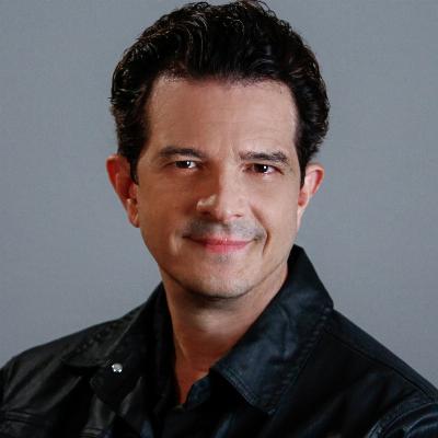 Eddie Santiago